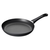Scanpan Classic Frypan in Sleeve 32cm
