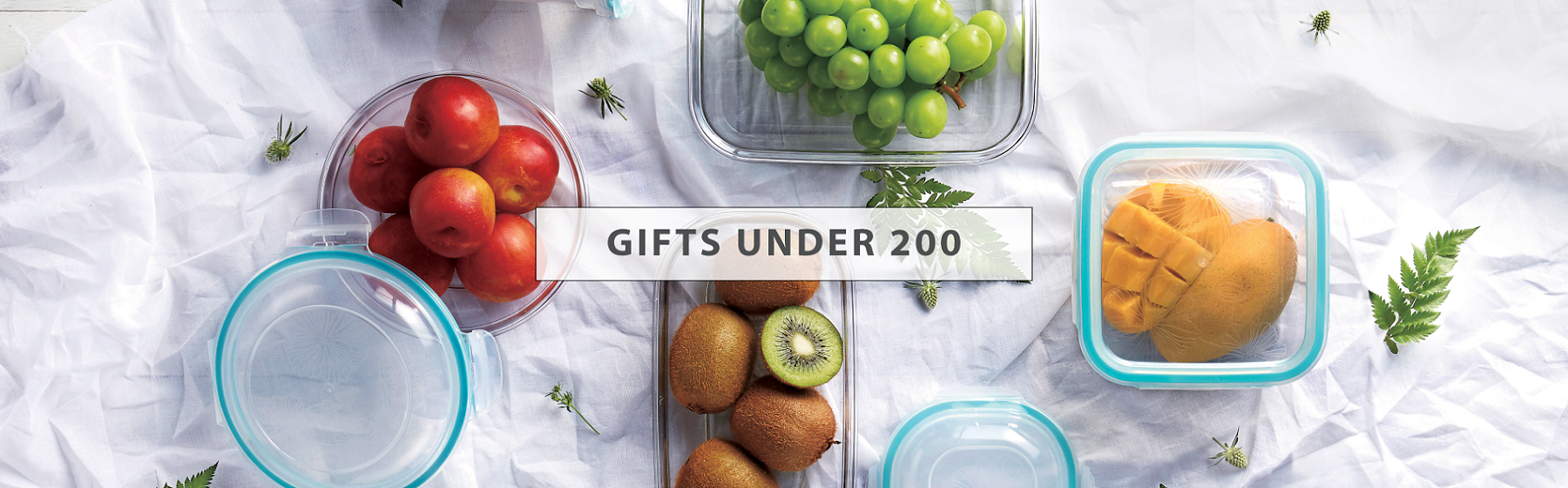 Best Gifts Under $200 | Slowood