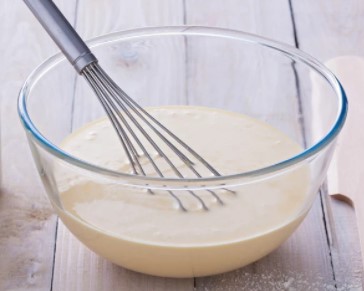 Pyrex Glass Mixing Bowl